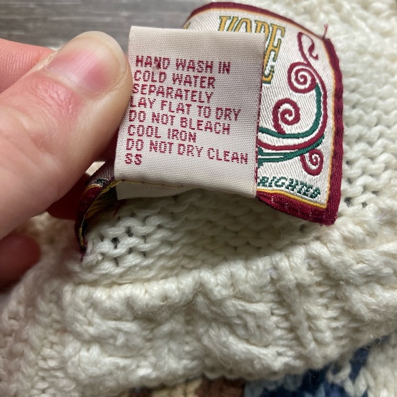 Crystal Kobe Knit Sweater Paisley Cream Tan Blue Vintage Size Small - Picture 5 of 5